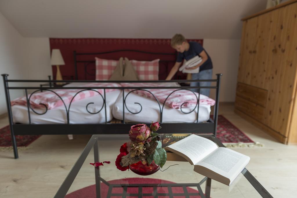 Privatzimmer Haring Kitzeck im Sausal Eksteriør billede